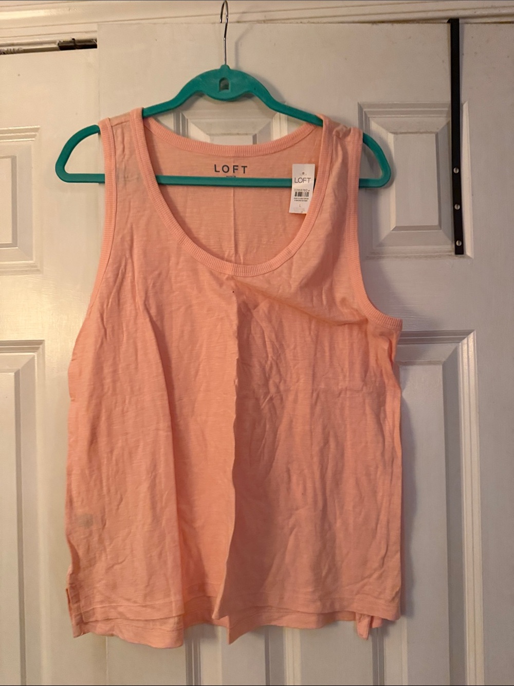 LOFT Peach Tank Top Scoop Neck